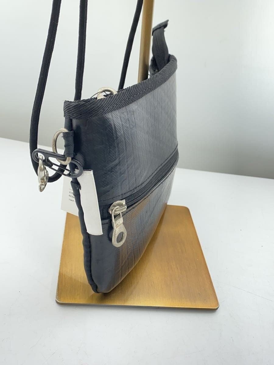 SEAL Shoulder Bag BLK 2