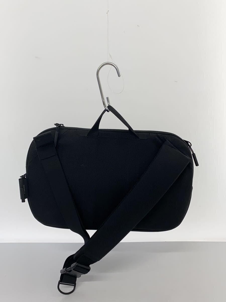 Aer Shoulder Bag BLK Solid 2