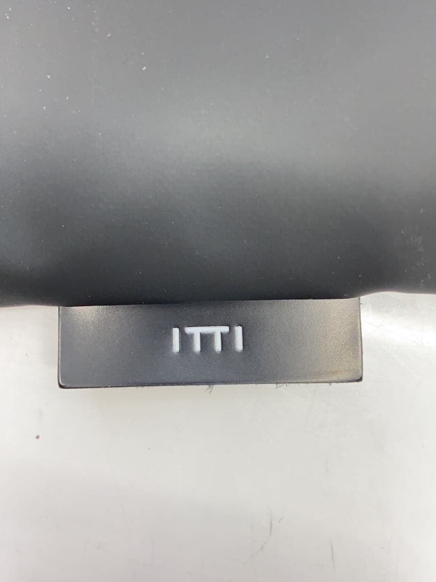 ITTI Shoulder Bag Leather BLK Solid 5