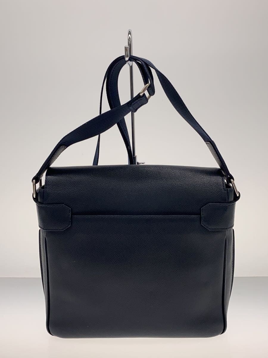 LOUIS VUITTON Roman PM_Taiga Leather NVY 3
