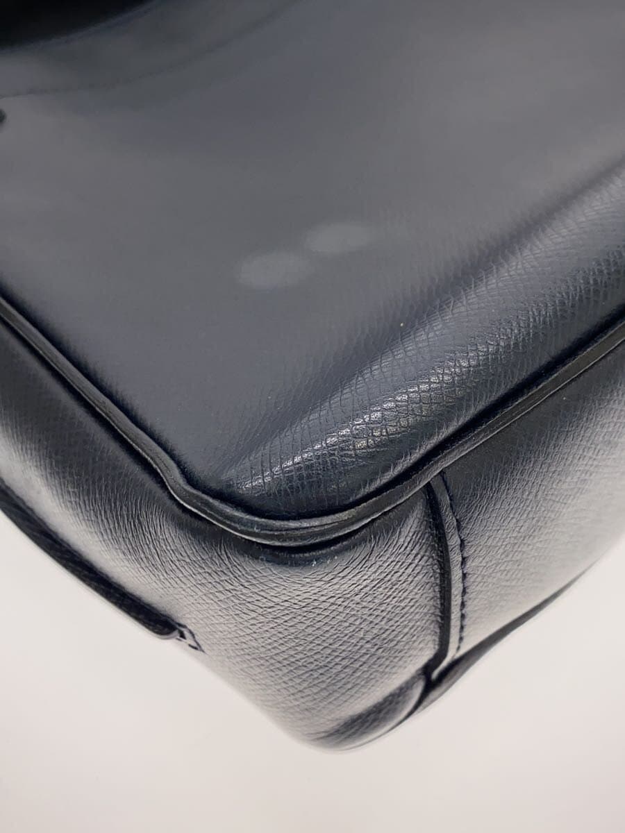 LOUIS VUITTON Roman PM_Taiga Leather NVY 7