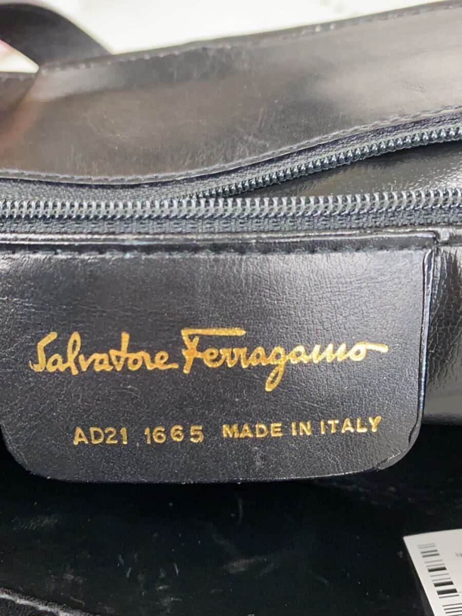 Salvatore Ferragamo Tote Bag Leather BLK Solid AD21 Hardware Rust 8