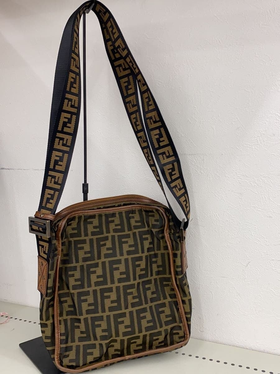 FENDI shoulder bag -- CML all-over pattern 4