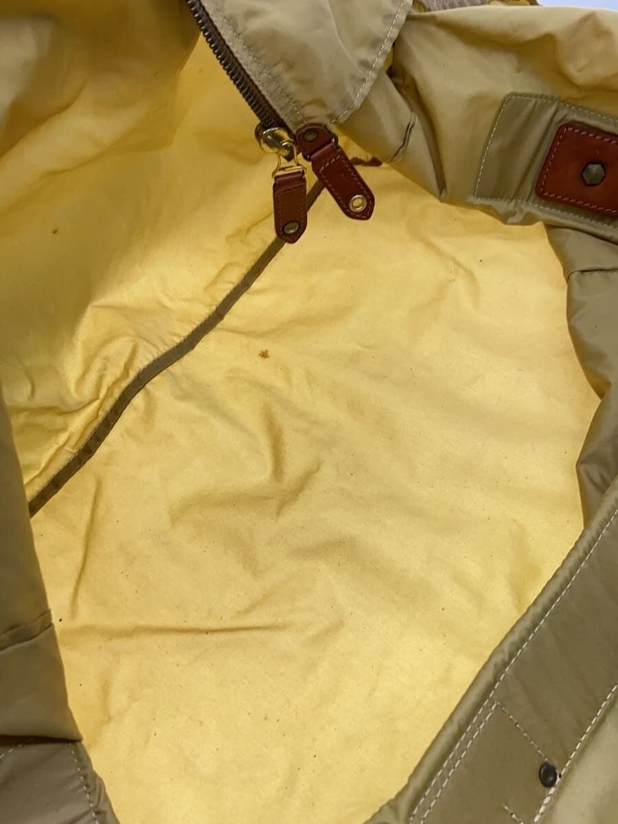 Felisi Boston Bag -- KHK P3 Has dirt and rust on the metal fittings 6