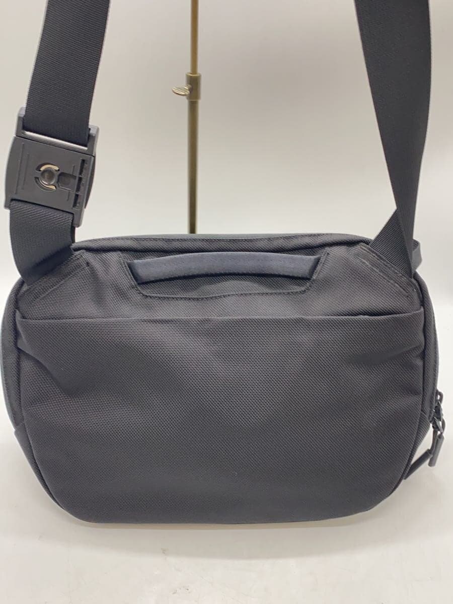 AER Shoulder Bag Nylon BLK AER21038 3