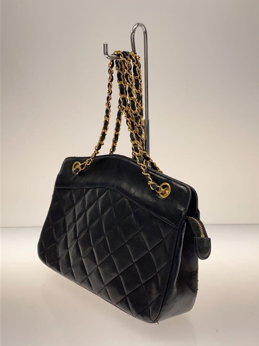 CHANEL shoulder bag leather BLK 2