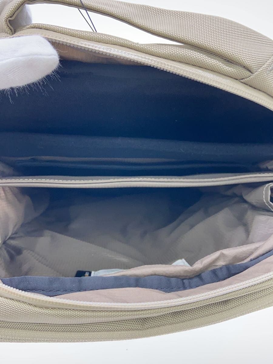 THE NORTH FACE backpack -- KHK 6