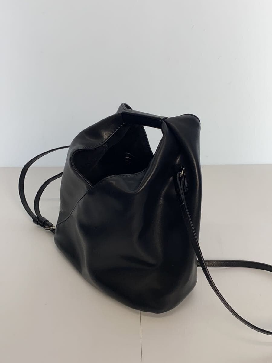 MM6 Shoulder Bag BLK SB6WD0026 2