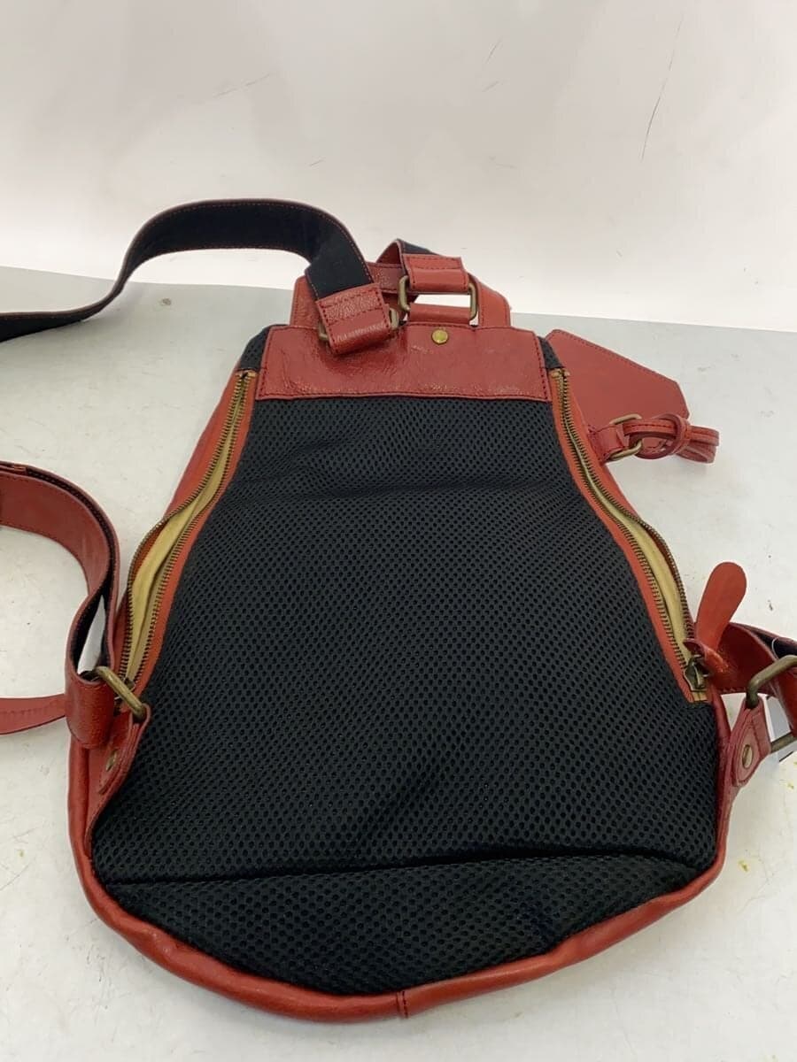 guardant Shoulder Bag Leather RED Solid 2