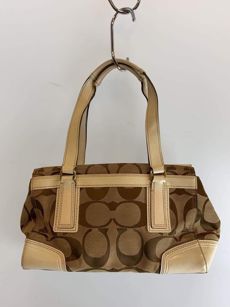 COACH Medium Carryall_Hamptons_Signature_Beige Canvas CML F11620 3