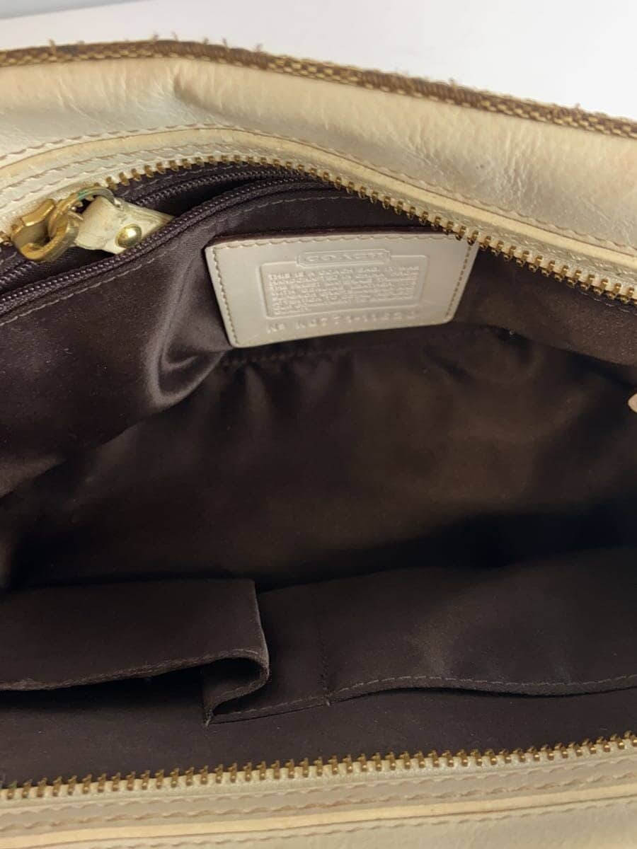 COACH Medium Carryall_Hamptons_Signature_Beige Canvas CML F11620 6