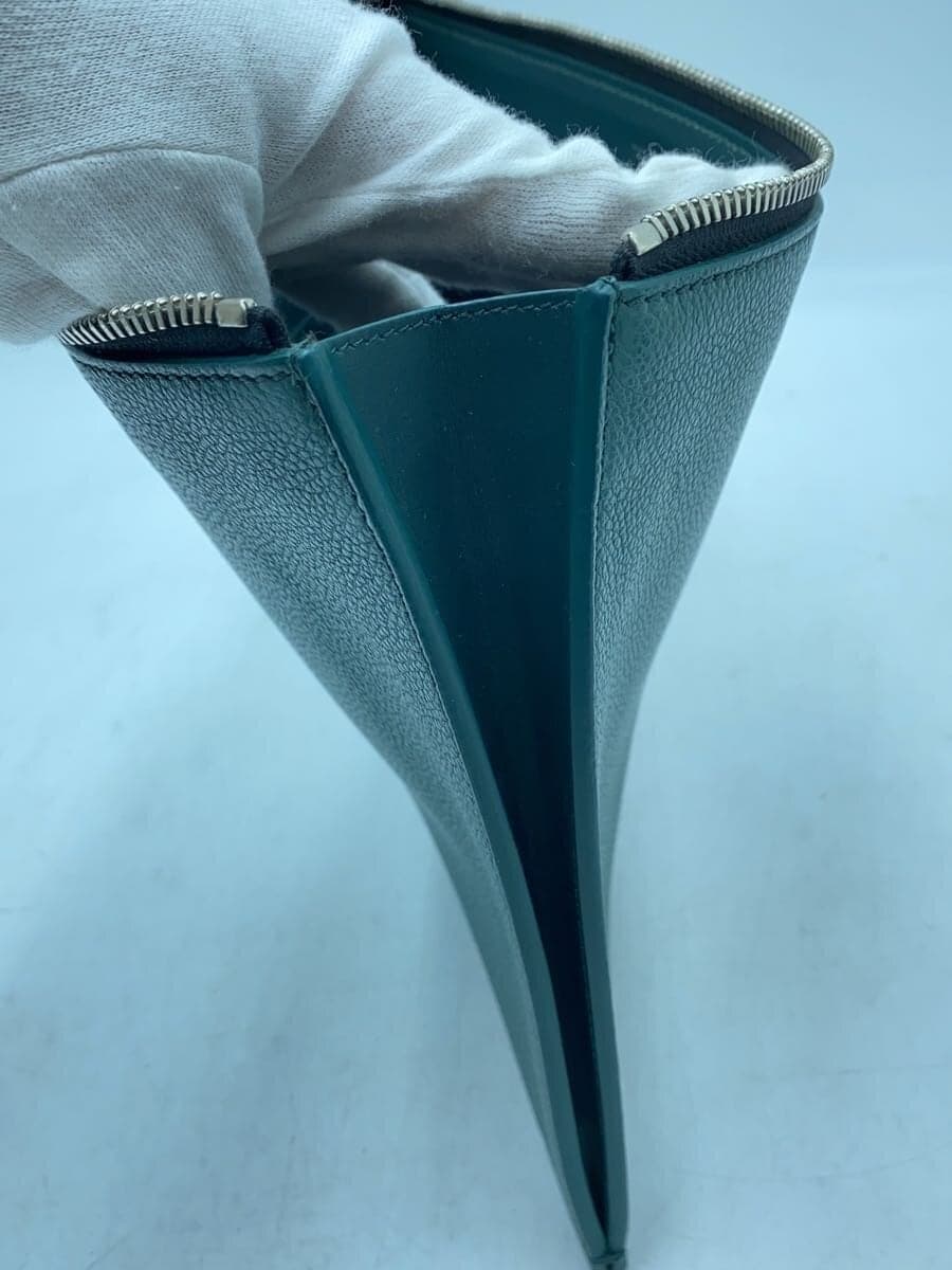 BURBERRY Second Bag Leather Green Solid Clutch Bag Logo Strap 8