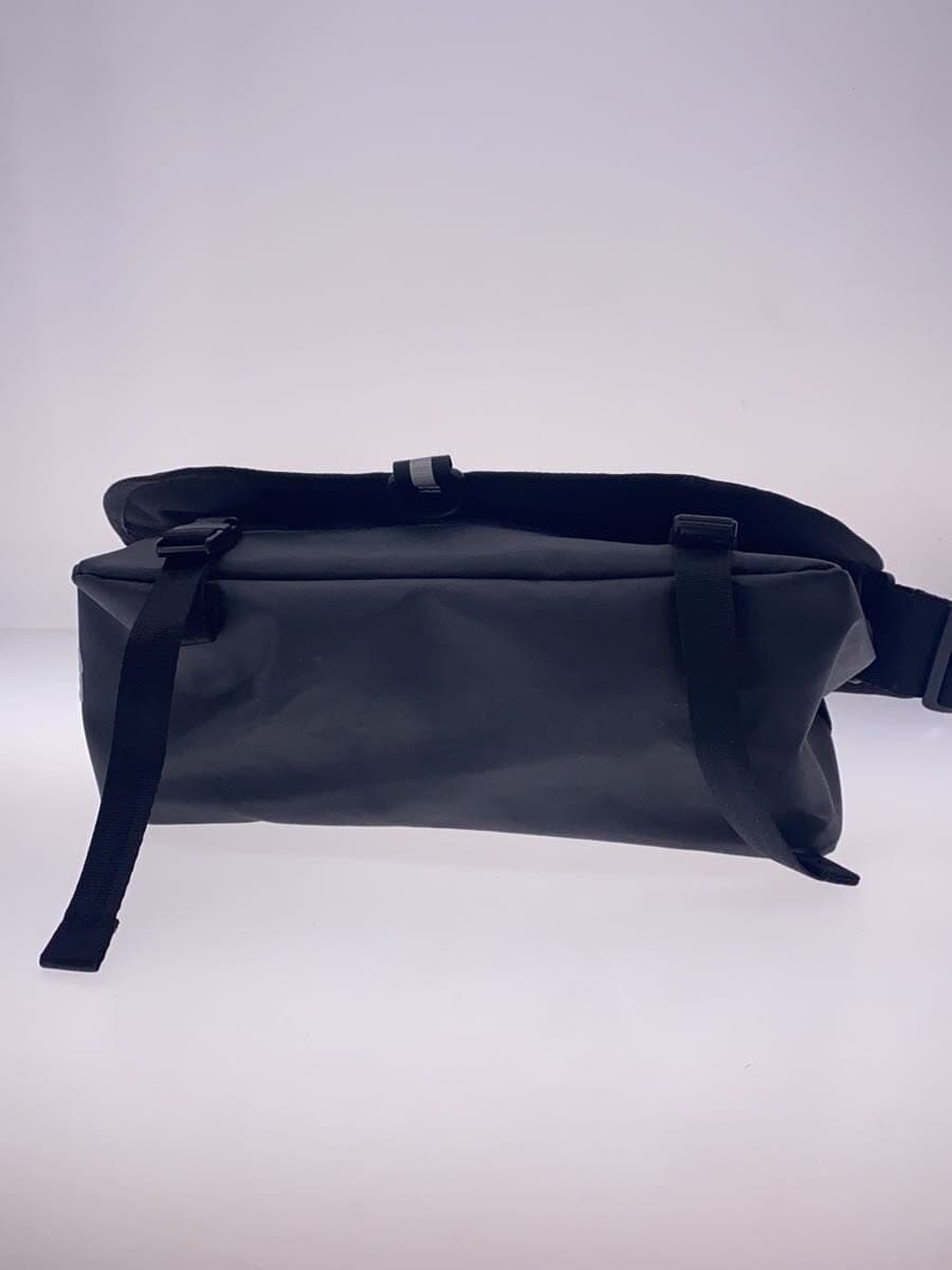 NEW ERA Shoulder Bag BLK Messenger Bag 4
