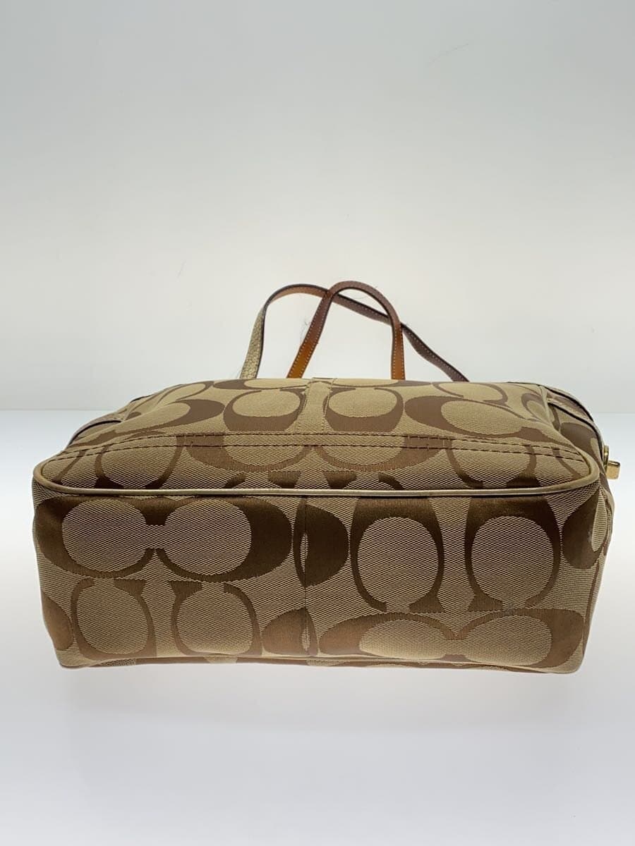 COACH handbag -- GLD all-over pattern 7874 4