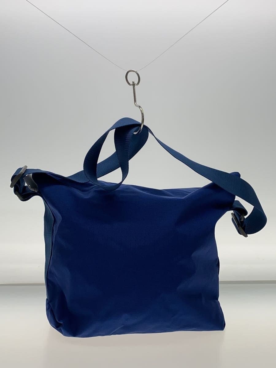 mont-bell shoulder bag -- BLU ripstop has dirt 3