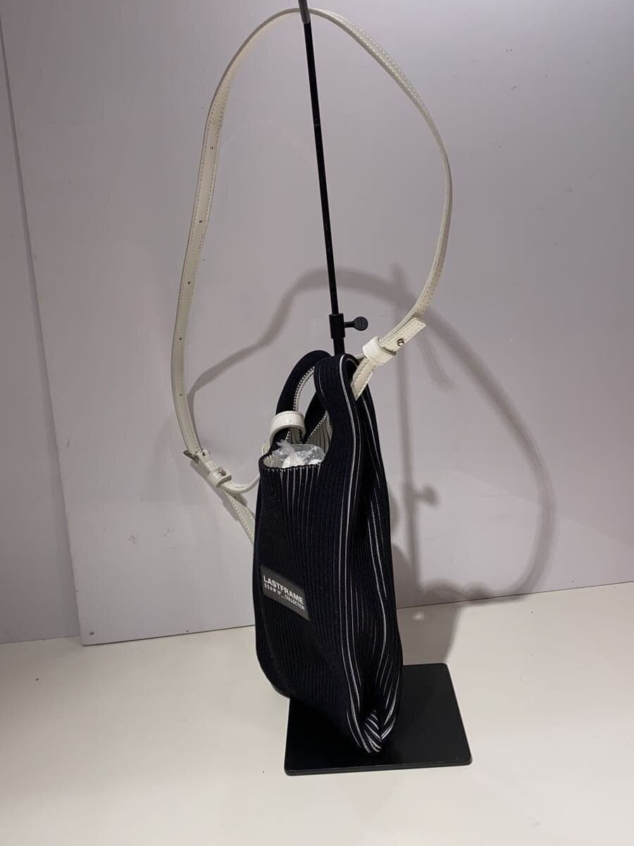 LASTFRAME Shoulder Bag BLK 2