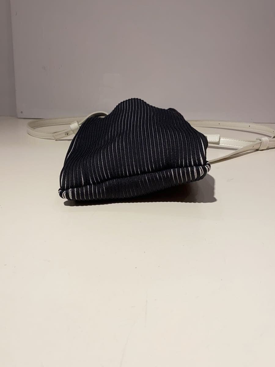 LASTFRAME Shoulder Bag BLK 4