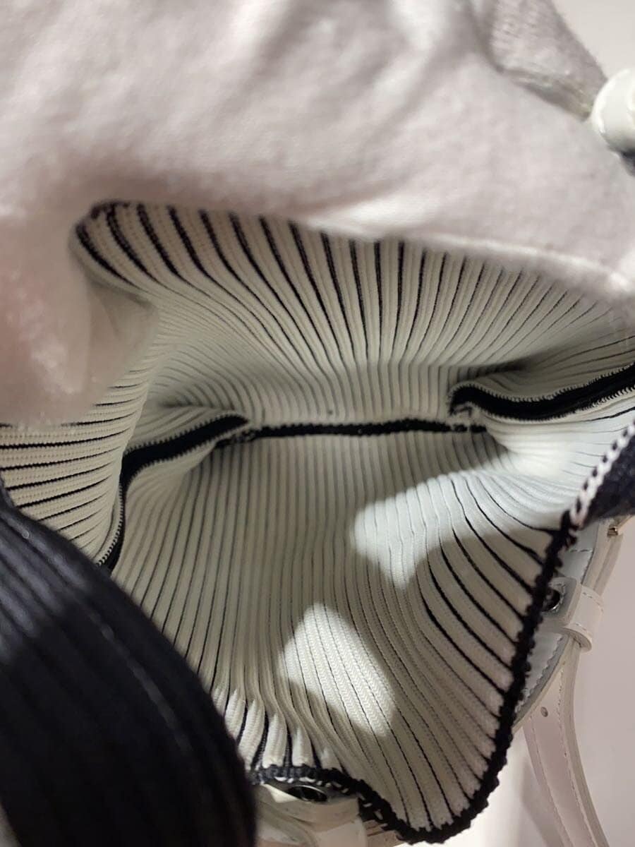 LASTFRAME Shoulder Bag BLK 6