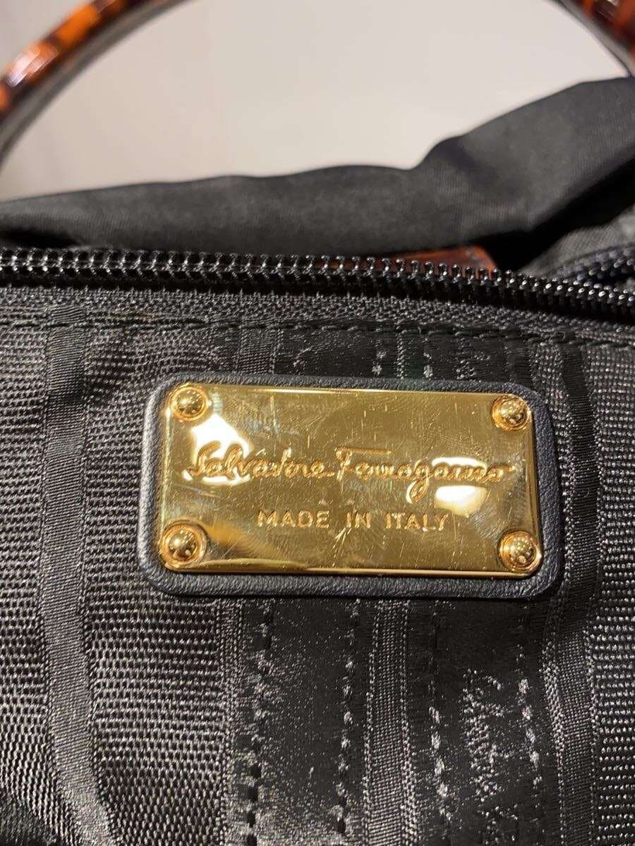 Salvatore Ferragamo handbag -- BLK EE-21 D394 5