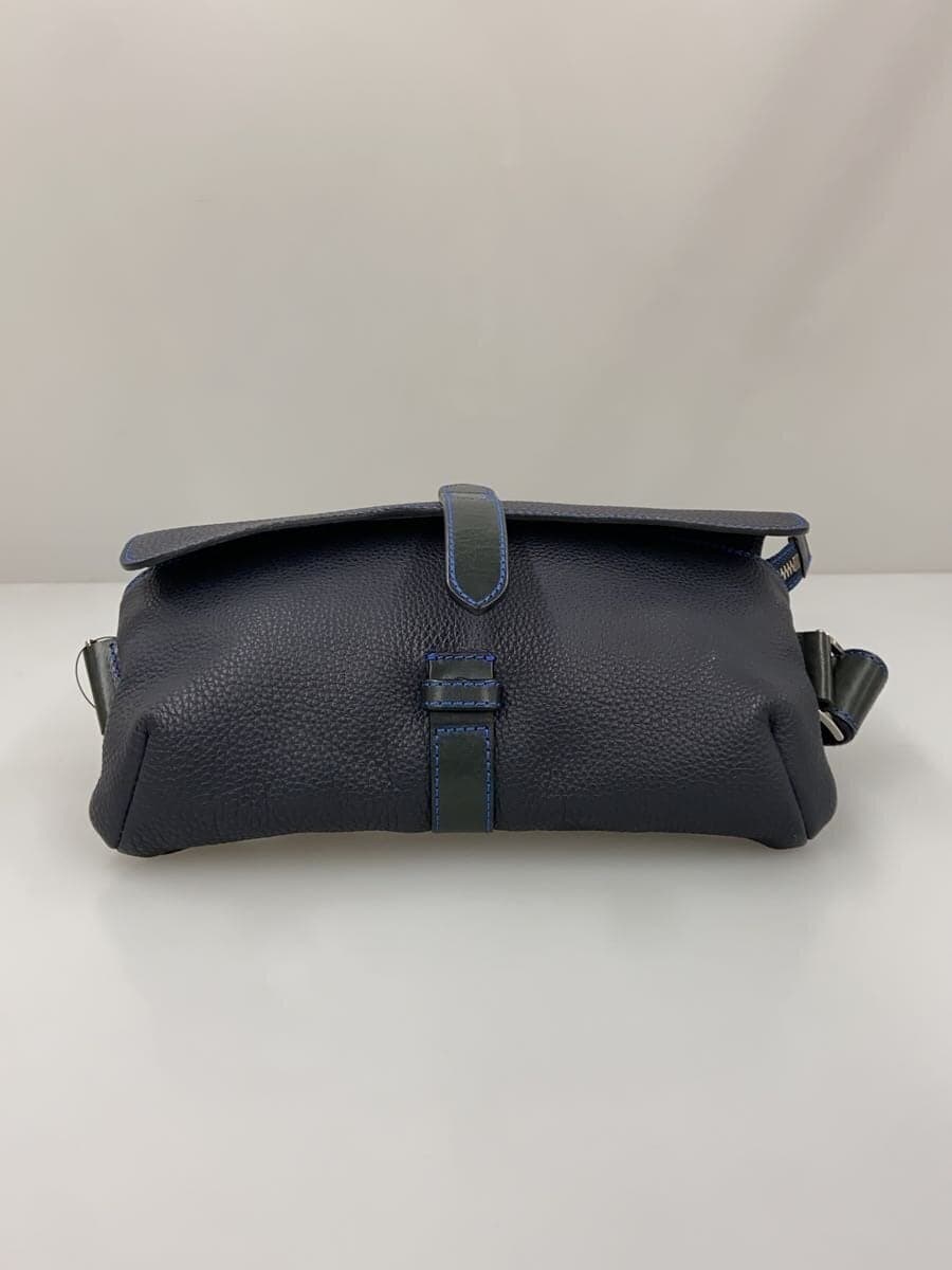 WILD SWANS Shoulder Bag -- NVY PISTE 4