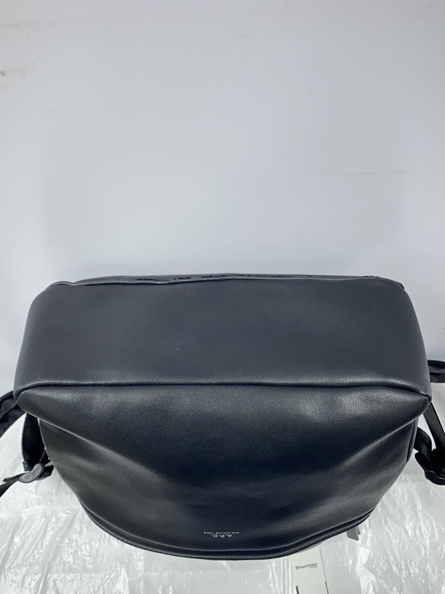 A.P.C. Backpack Leather BLK 4