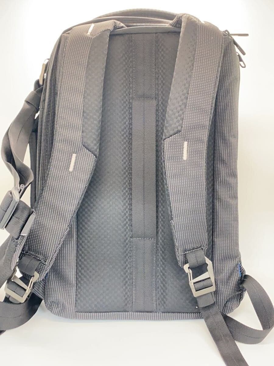 THULE backpack -- BLK 3