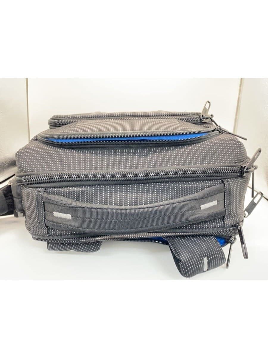 THULE backpack -- BLK 4