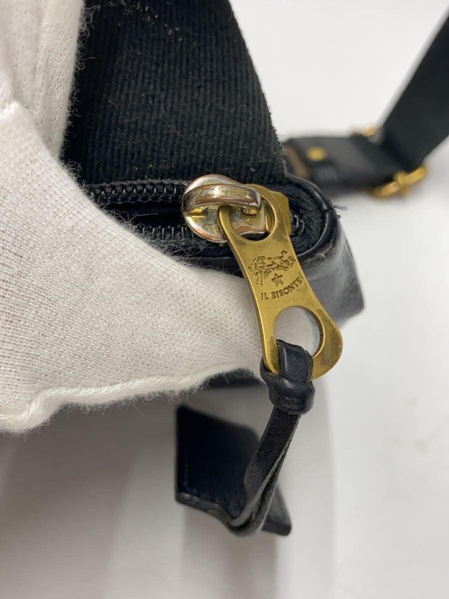 IL BISONTE Shoulder Bag -- BLK Solid Color 8