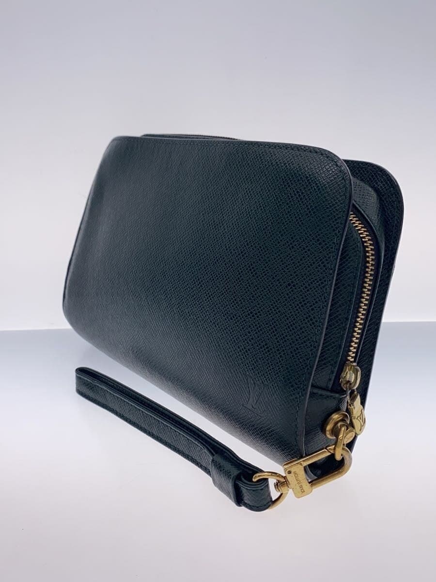 LOUIS VUITTON Baikal _Taiga Leather GRN 2