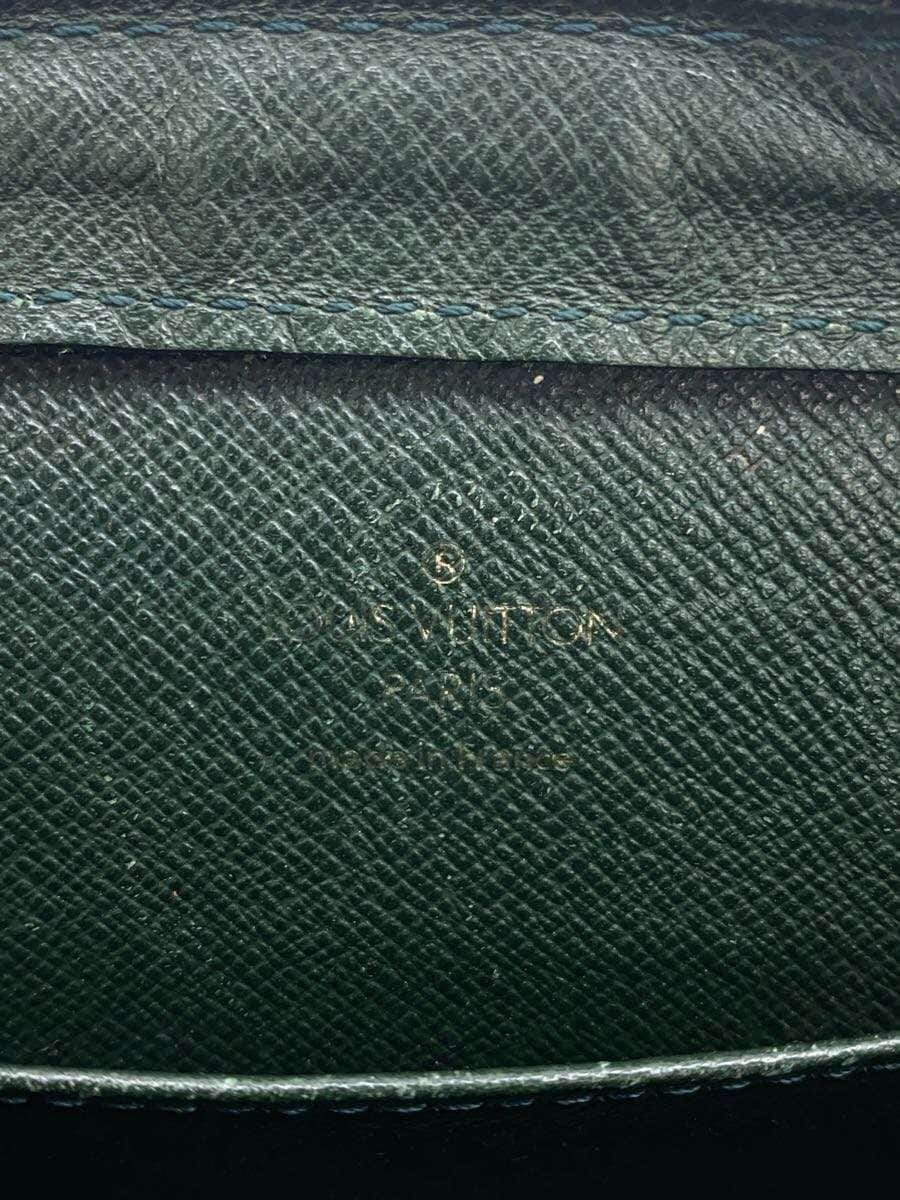 LOUIS VUITTON Baikal _Taiga Leather GRN 5