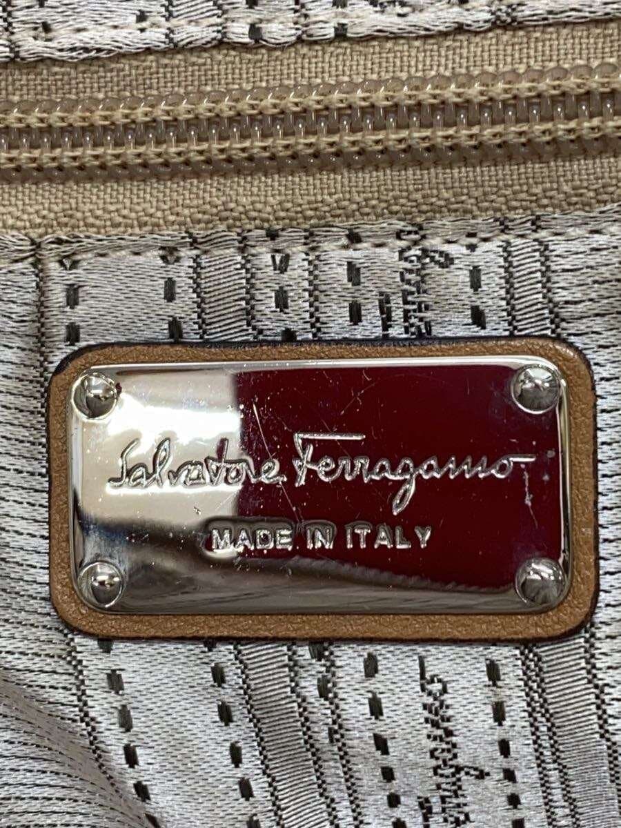 Salvatore Ferragamo Handbag Leather CML Solid 5