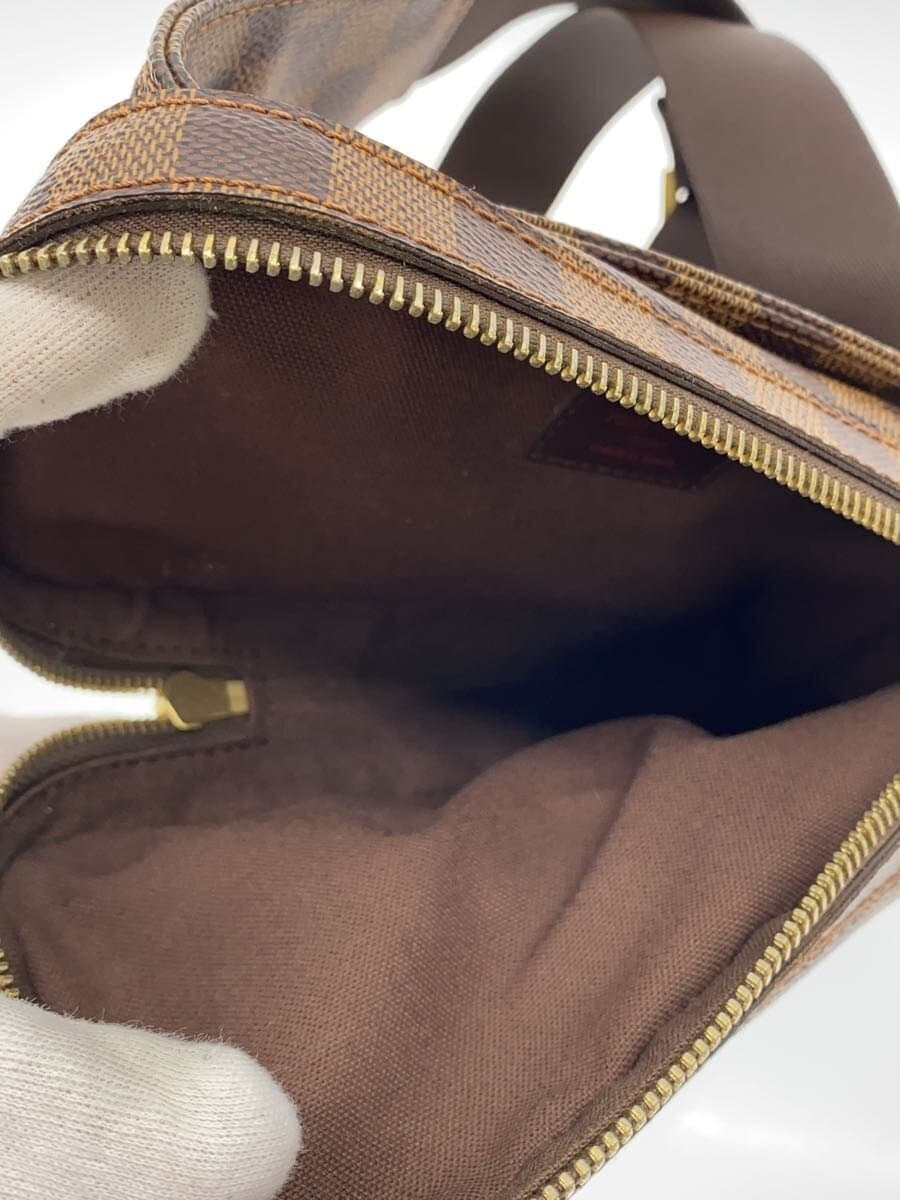 LOUIS VUITTON Geronimos Damier Ebene PVC BRW All-over pattern Crack near side 6