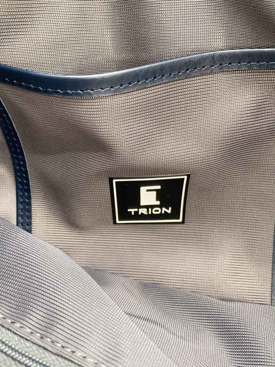 TRION Handbag -- Navy 5