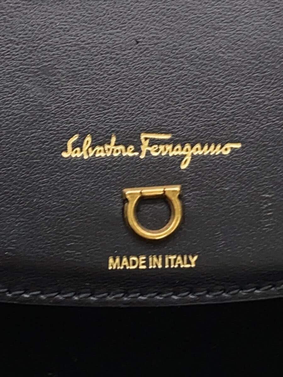 Salvatore Ferragamo Gancini SAND NERO Monogram Tote Bag Pouch Metal PVC BEG All Over Pattern 21I012 5