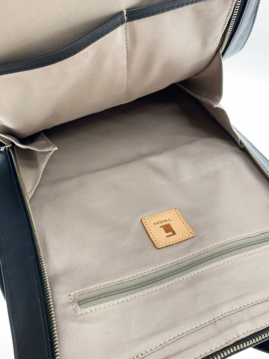 TRION Backpack Leather BLK Solid 6