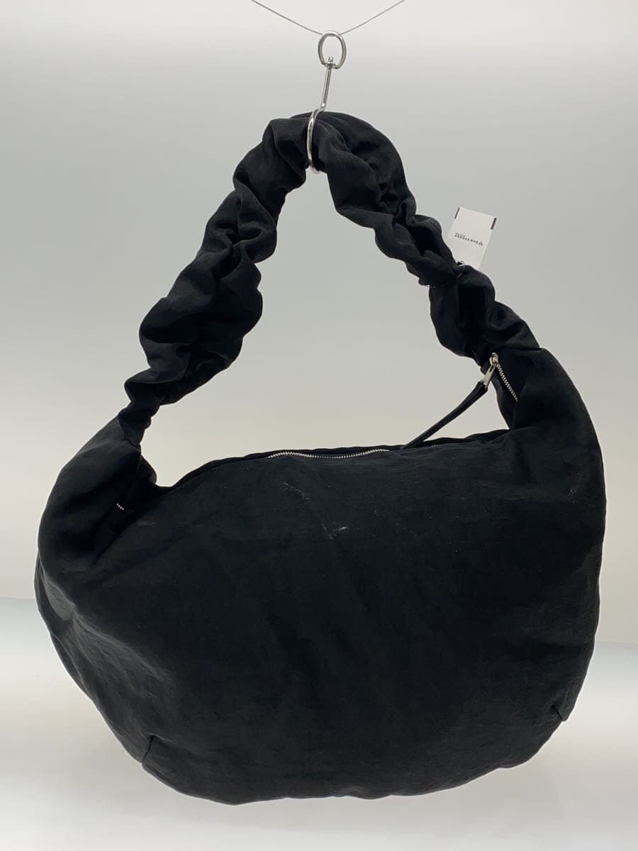 OUAT Shoulder Bag BLK Solid 3