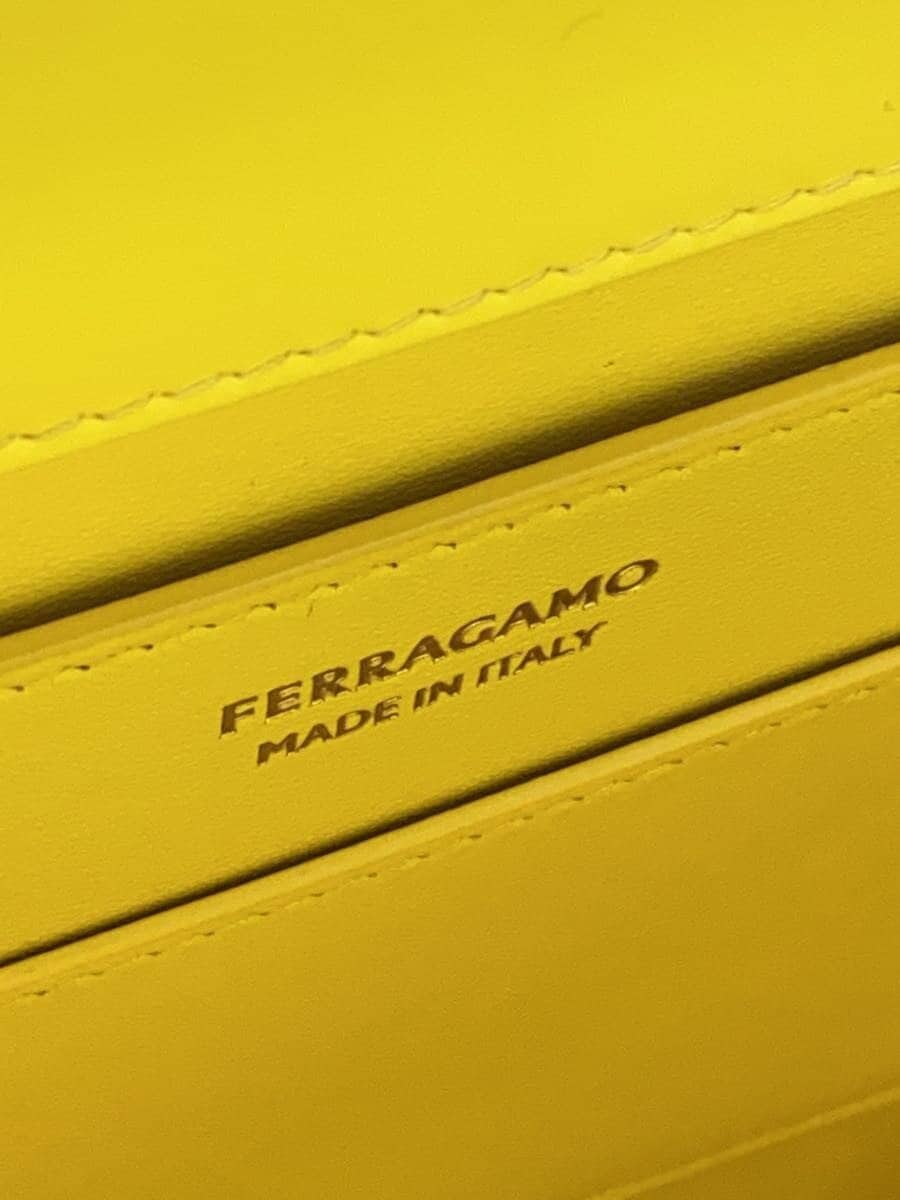 Salvatore Ferragamo shoulder bag leather YLW 5