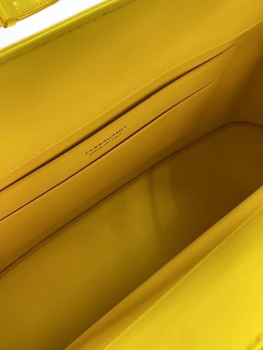 Salvatore Ferragamo shoulder bag leather YLW 6