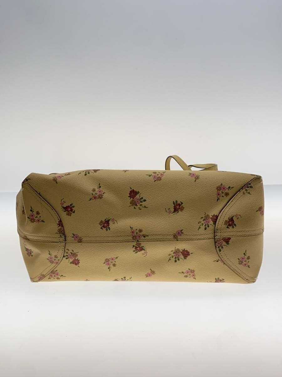 COACH × Disney tote bag PVC YLW F293359 has corner scratches 4