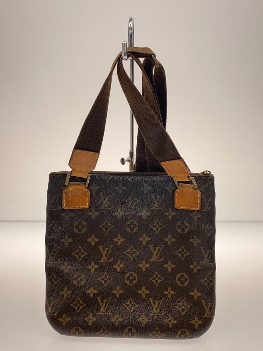 LOUIS VUITTON Pochette Bosphore Monogram Canvas PVC BRW M40044 3