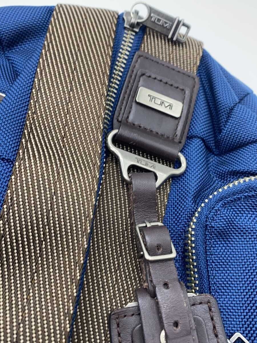 TUMI Waist Bag BLU Solid 8