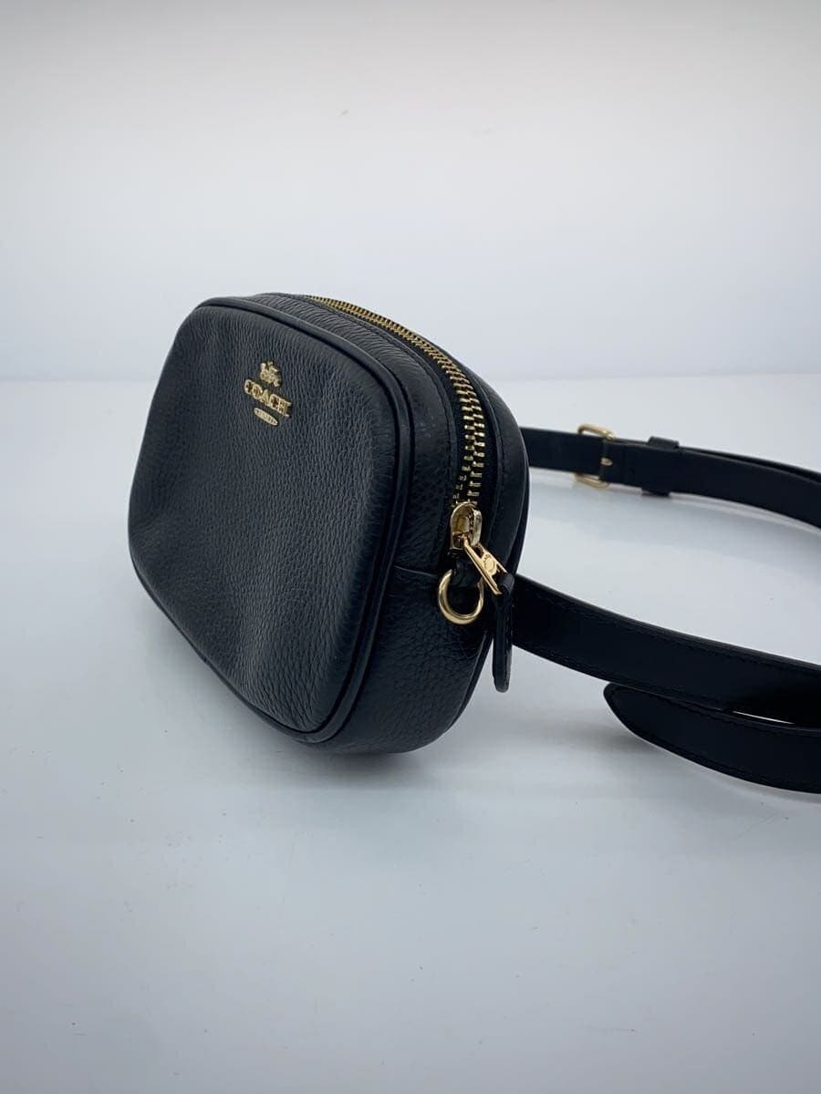 COACH Pouch Leather BLK Solid 2