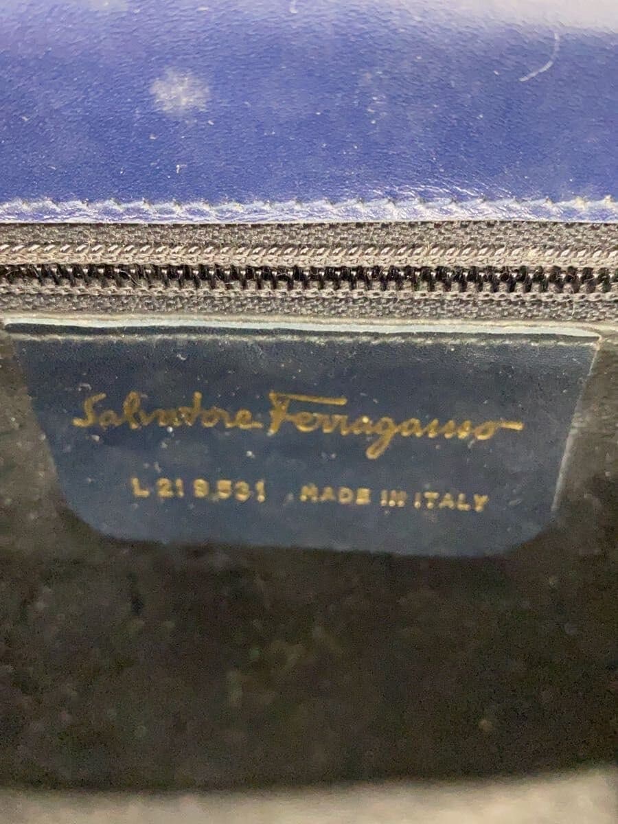 Salvatore Ferragamo Handbag Leather KHK Solid 5