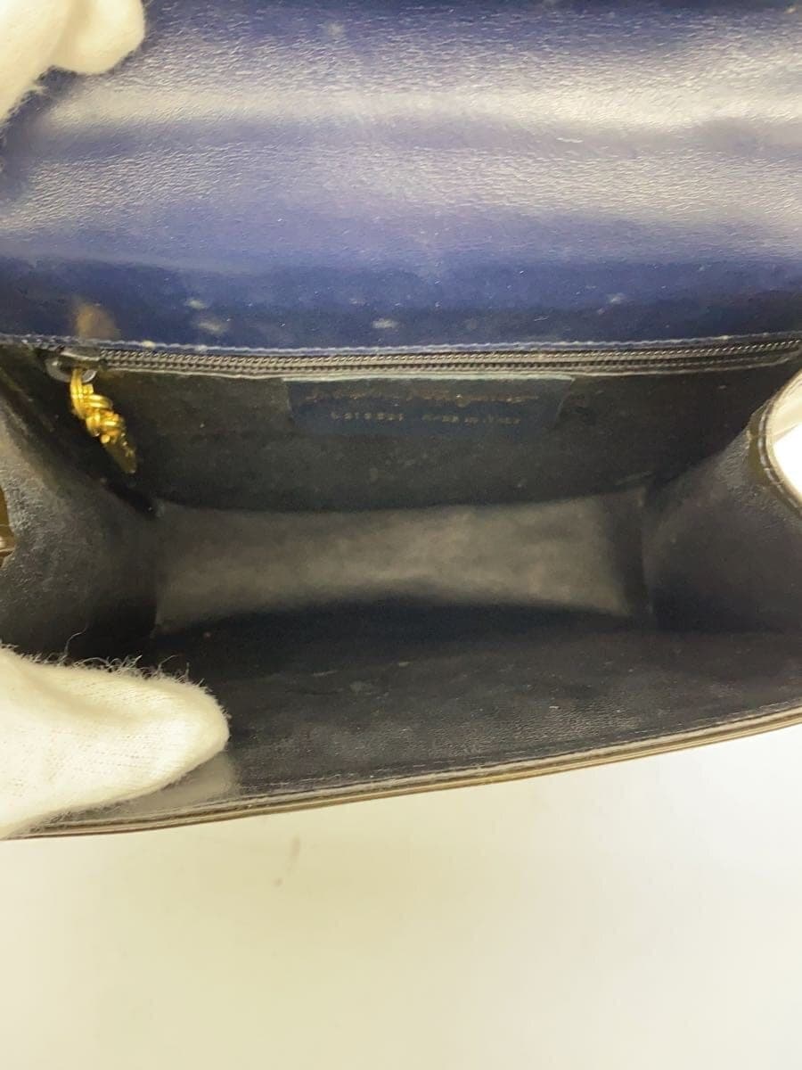 Salvatore Ferragamo Handbag Leather KHK Solid 6