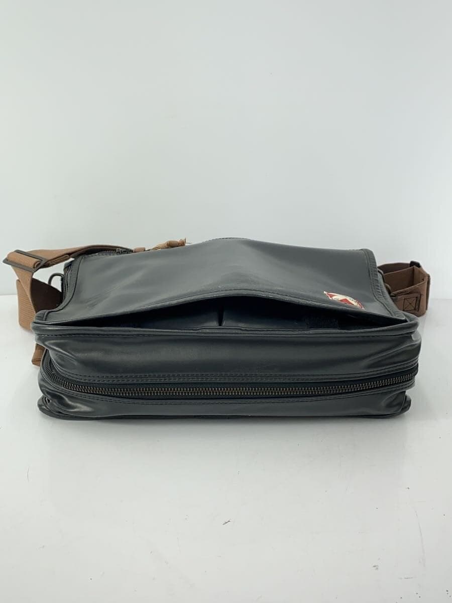 LUGGAGE LABEL Shoulder Bag -- BLK Solid Color 4