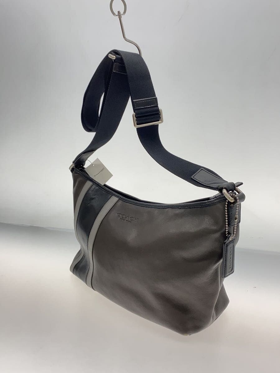 COACH Shoulder Bag Leather 2