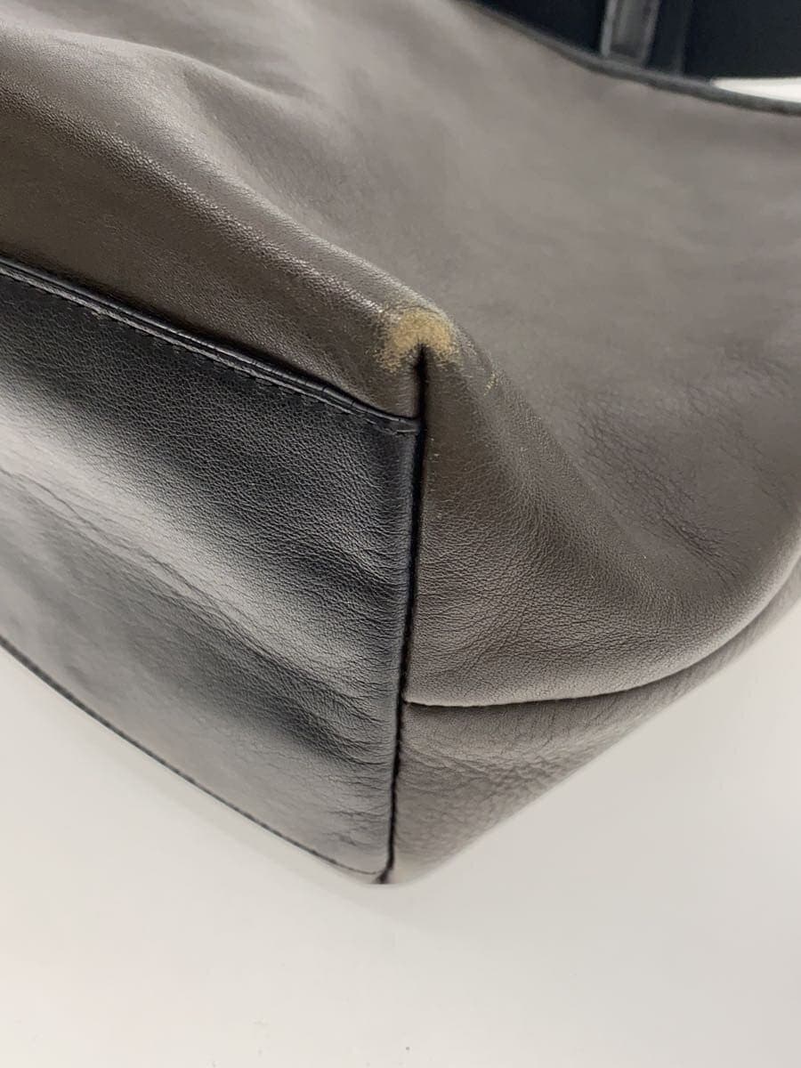 COACH Shoulder Bag Leather 8