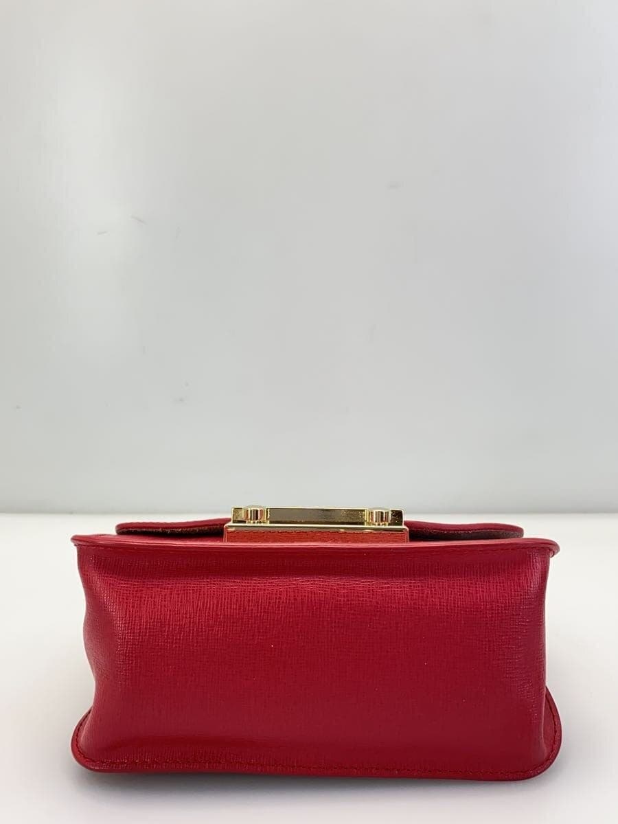 FURLA Metro Police Chain Shoulder Leather RED Solid 4
