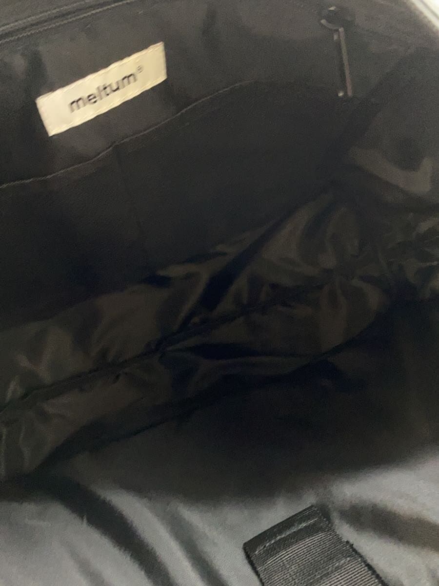 meltum shoulder bag messenger bag with carabiner 6