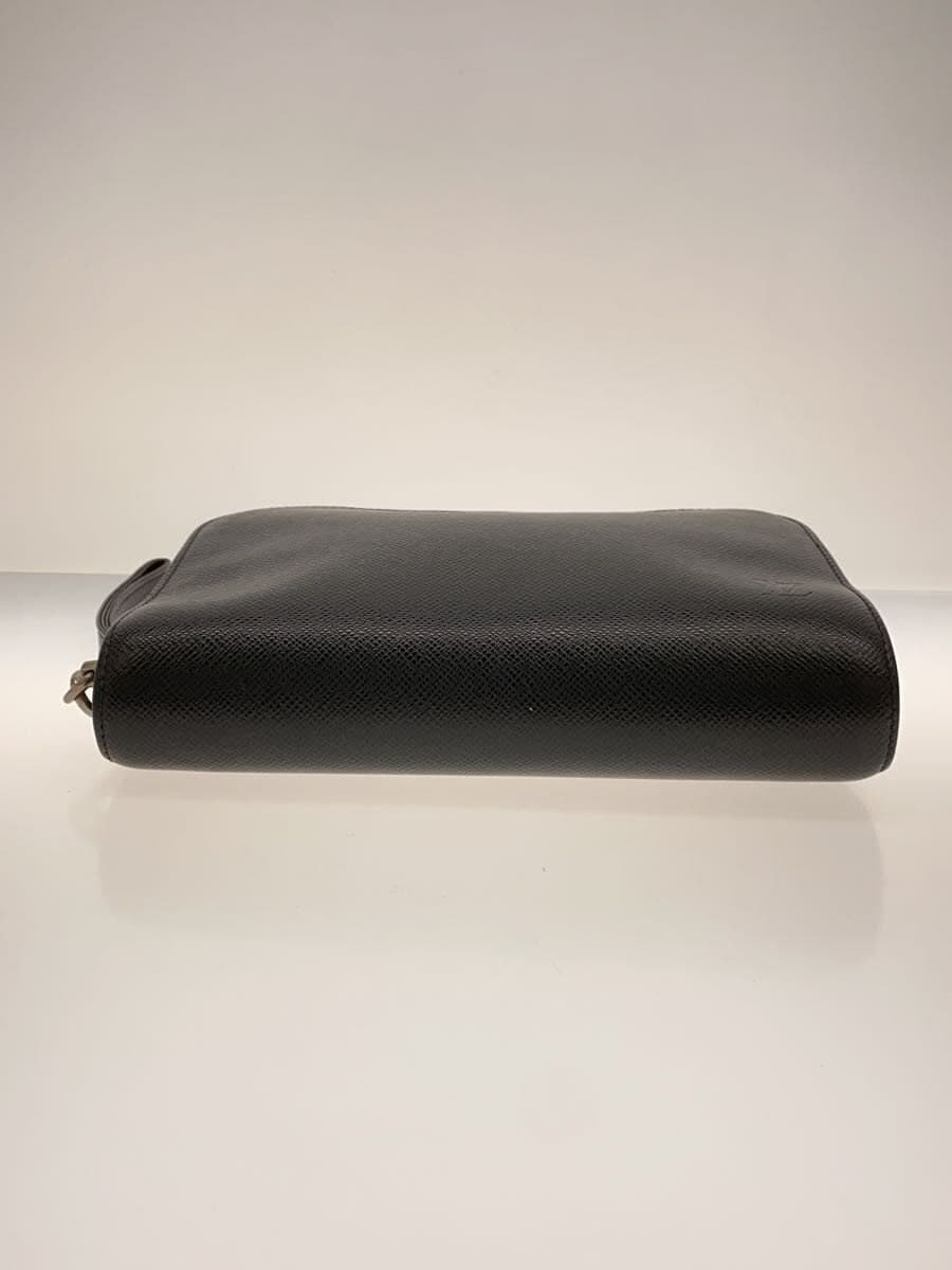 LOUIS VUITTON Baikal _Taiga Leather GRY 4